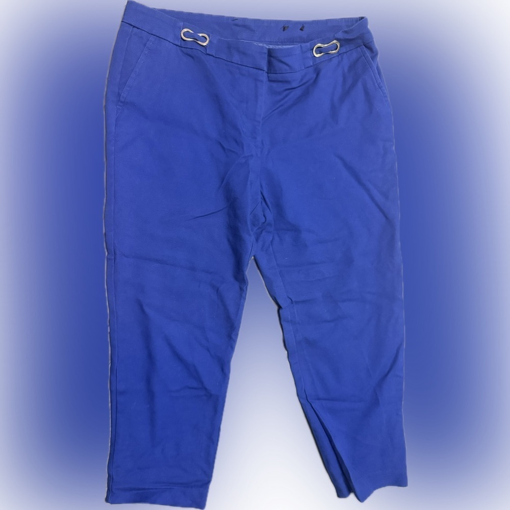 Jones New York Signature size 8 Capri Pants